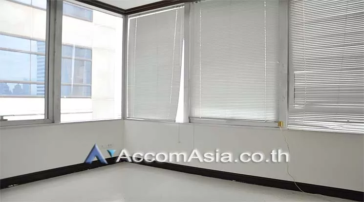 4  Office Space For Rent in Silom ,Bangkok BTS Chong Nonsi at Paso Tower AA14274